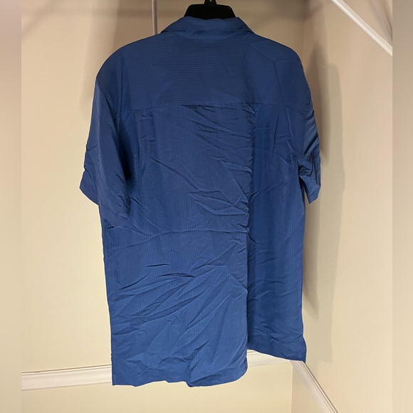 NWT Corvette Button Up Camp Shirt size L C6  logo Authentic GM merchandise - Picture 5 of 6